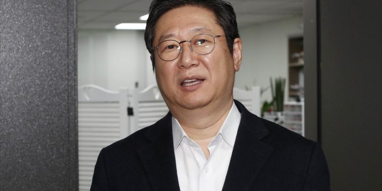 최형두 “황희, 병가 내고 본회의 빠지고는 가족과 해외 여행”