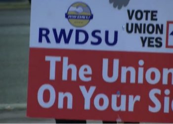 바이든, AL 아마존 노조 설립 공개 지지