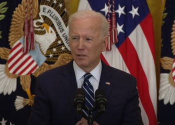 바이든 “北 긴장 고조시 상응 대응…백신접종 목표 2배 상향”