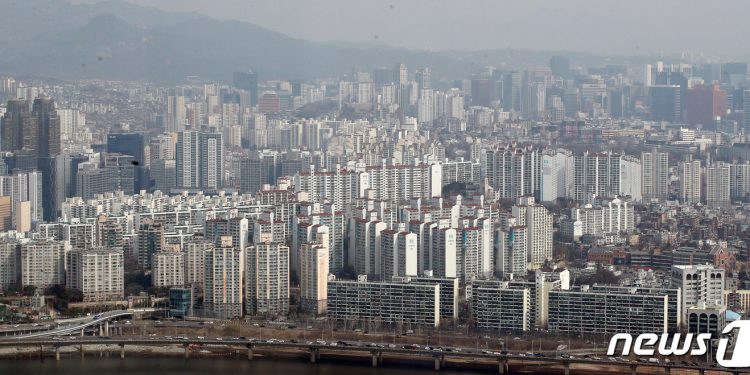 변창흠 장관 사퇴로 ‘공급대책’ 차질