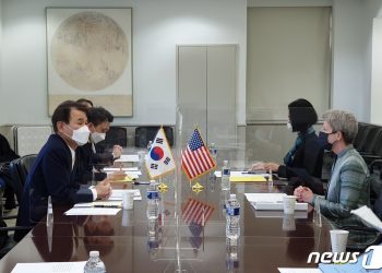 한미 방위비분담금 협상 표류 끝…”원칙적 합의”