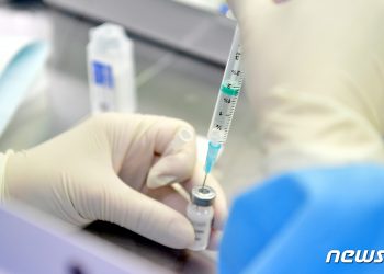 화이자·바이오앤테크, 올해 백신 20% 초과 생산