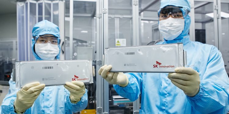 SK, 특허 소송전에서는 LG에 승소…상장 앞둔 SKIET에 호재