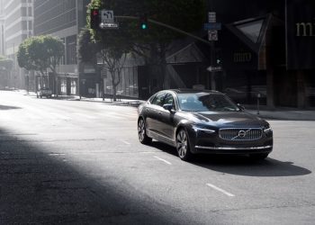 볼보자동차, 美 IIHS 안전평가서 최다 수상 신기록