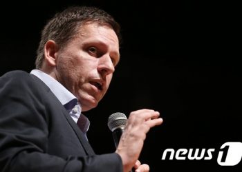 親트럼프 억만장자 피터 틸 “中, 비트코인을 금융무기로 사용”