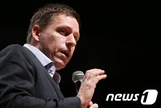 親트럼프 억만장자 피터 틸 “中, 비트코인을 금융무기로 사용”