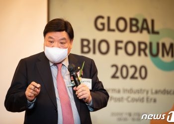 서정진 회장, 재산 15조 ‘한국 최고 부자’