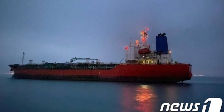 이란 억류 韓선장 95일만에 석방…180억 유엔분담금 대납