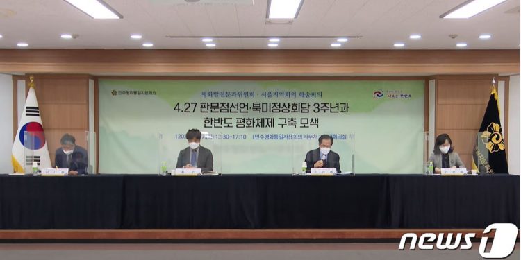 정세현 “美 설득해 北 나올 여건 만들면 상반기 북미회담도”