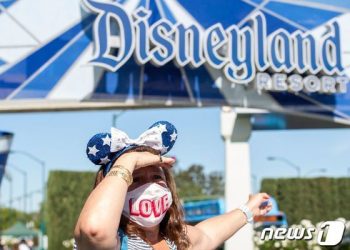 미국 로스앤젤레스 410일만 코로나 사망자 ‘0(영)’명