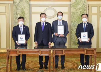 글로벌 백신 생산국된 한국…’백신 기술 자립’도 속도