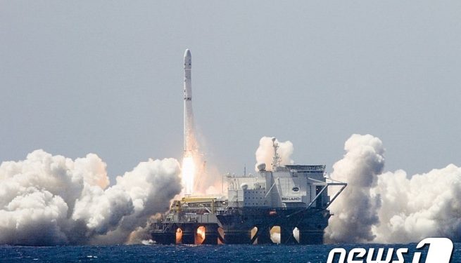 軍이 개발한다는 ‘공중·해상 기반 우주발사체’는?