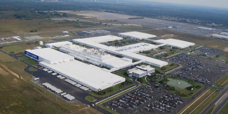 현대차 미국에 74억불 투자…”앨라배마공장, 전기차 아이오닉 생산”