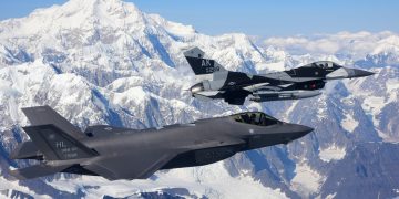 美 국방부 “한·미·일 공군 600명 ‘레드플래그’ 훈련 참가”