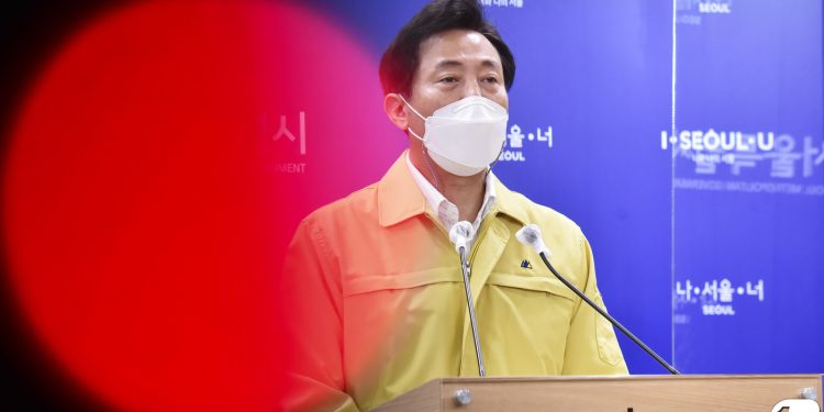 ‘오세훈표 서울형 상생방역’ 정부와 엇박자에 좌초 위기