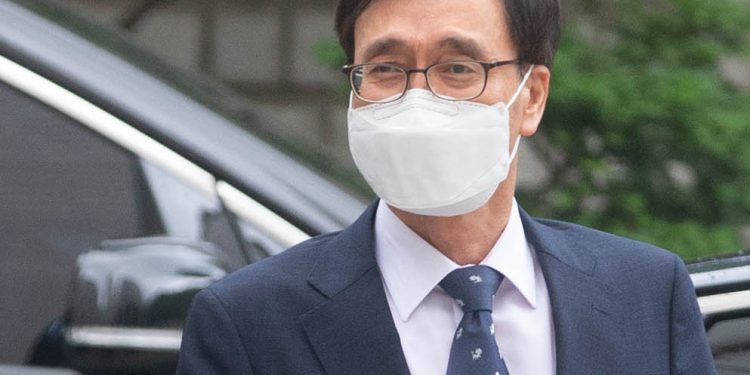 검찰 ‘한동훈 독직폭행’ 정진웅 차장검사에 징역 1년 구형