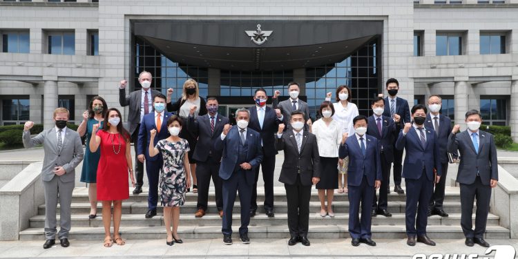 방한 미국 의원들 “한미동맹 협력 확대” 다짐