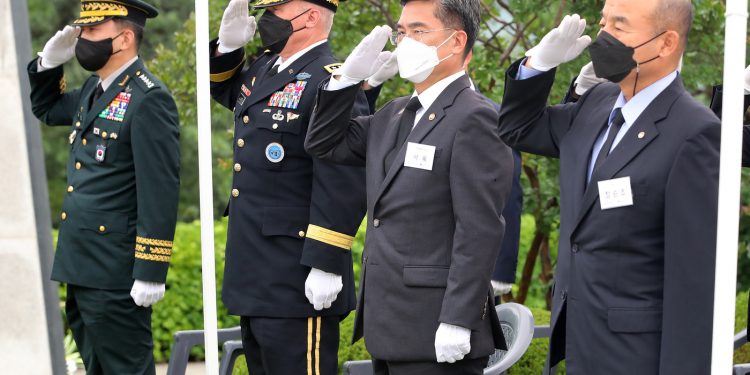 서욱 “백선엽 장군은 한미동맹 뿌리”…前주한미군사령관 7명 추모사