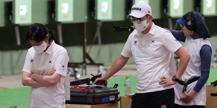 ‘첫 노메달’ 진종오 “세월에 장사 없더라…은퇴는 없다”