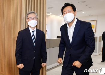 최재형 “지도자, 상대방 경청하고 때론 설득도 당해야”…연일 ‘文 저격’