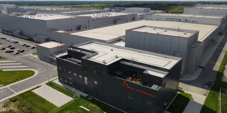 헝가리 지원금 받는 SK이노베이션…배터리 공장 가동 로드맵은