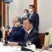 靑, ‘文 댓글로 월성원전 폐쇄 시작’ 보도에 “재판중 언급 부적절”