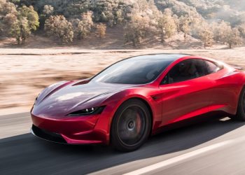 테슬라 로드스터 출시 1년 연기…3년째 미뤄져