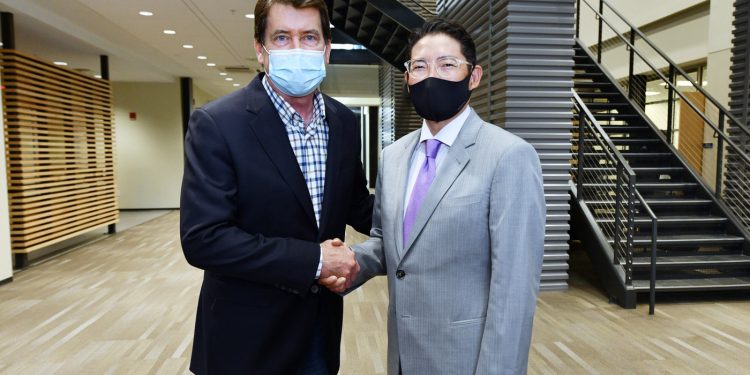 조현준 회장, 테네시 공장 방문…효성, 美 시장 공략 나선다