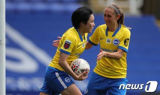 여자축구 브라이턴 이금민 “더 많은 한국 선수들이 영국에서 뛰었으면”