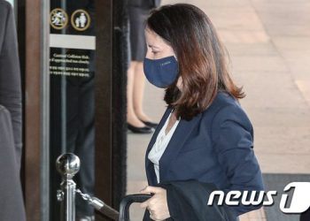 美 헤인스 DNI국장, 서훈과 오찬 협의…한미·한일 정보수장 회동