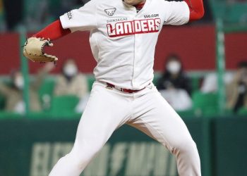 ‘2이닝 48구 세이브’ 김택형 “마지막이란 생각으로 위기 막았다”