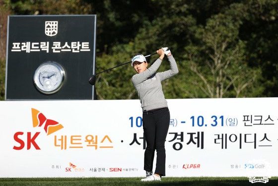 ‘첫승 도전’ 허다빈, SK네트웍스·서울경제 레이디스 클래식 첫날 단독 선두