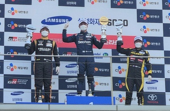 한국타이어 장착 차량, CJ 슈퍼레이스 4라운드 1~3위 석권