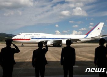 현 대통령 전용기 11년만에 퇴역… B747-8i로 내달 교체
