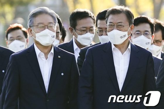 文대통령-이재명, 내일 오전 11시 만남…”선관위 유권해석 받아”(종합)