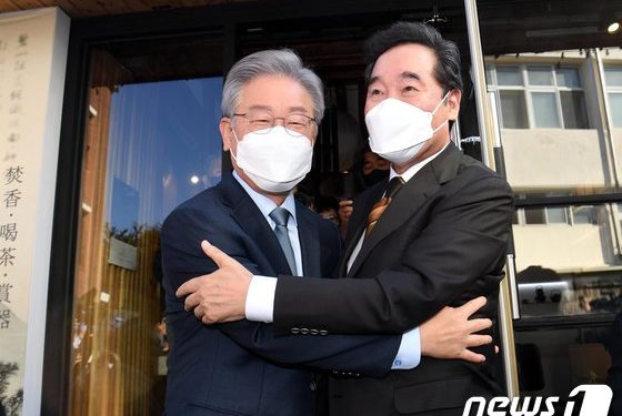 이재명, 18일만에 ‘원팀’ 완성…경선 5인방 전원 합류