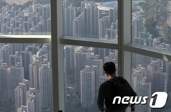 文정부 거치며 ‘고가-저가’ 아파트 가격 차 8.6배로 확대