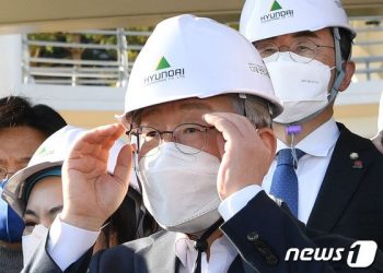 이번엔 ‘고위공직자 부동산 강제 매각’…이재명 연일 ‘정책 강공’