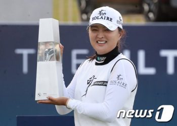 고진영 “200승 주인공 영광스러워…세계 1위에 생각보다 빨리 복귀”