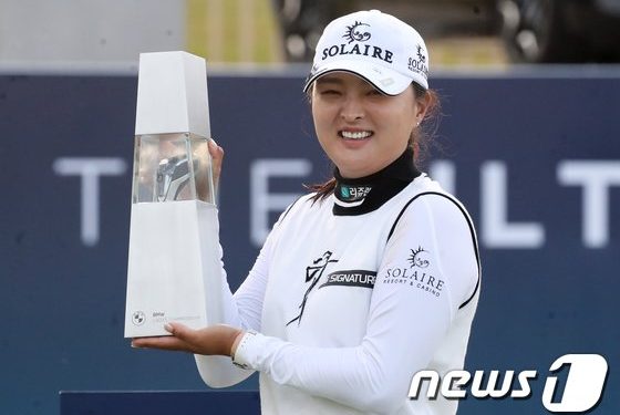 고진영 “200승 주인공 영광스러워…세계 1위에 생각보다 빨리 복귀”