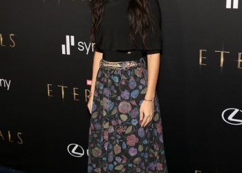 클로이 자오 감독 “‘이터널스’는 인간에 대한 물음…마동석 캐스팅에 만세!”(종합)