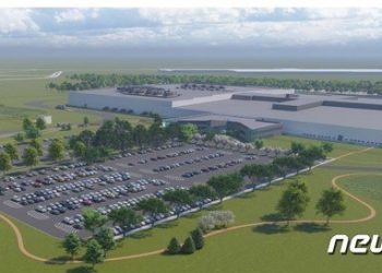 LG·GM, ‘밴 플리트 상’ 공동 수상…”전기차 배터리 공조”(종합)