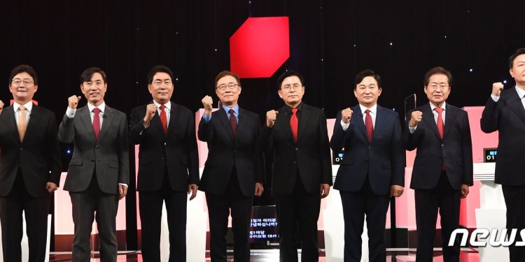 국민의힘, 2차 컷오프 당원 투표율 49.94%…”내일 4명 발표”