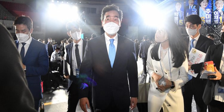“민심 바뀌었다, 결선투표 해야”…이낙연 고배에 호남 지지자들 낙담