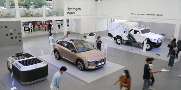 친환경 열풍에 속도 내는 수소車 대중화 빨라진다
