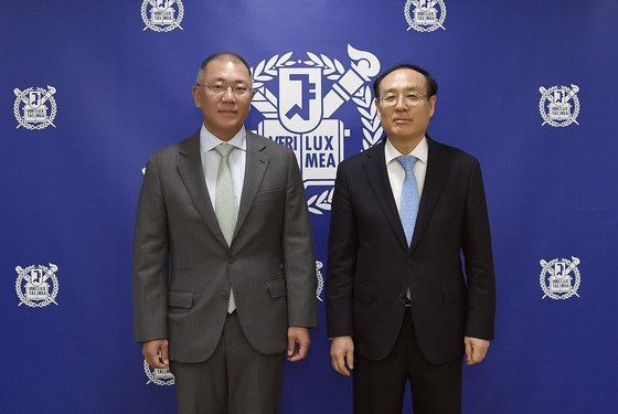 서울대에 車 배터리 연구센터 짓는 정의선…”혁신적인 기여할 것”