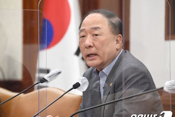 정부 “이번주 호주에서 요소수 2만리터 수입”