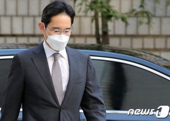 이재용, 애플·잡스 전담 뱅커 만나 삼성 미래 고민 털어놨다