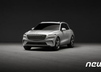 제네시스, GV70 전동화 모델 세계 최초 공개…광저우 모터쇼 참가