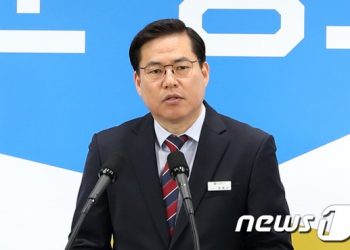 ‘대장동 판도라’ 유동규 아이폰 포렌식 난항…”변호인과 일정조율 중”